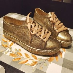 Melissa Gold Glitter Lace Up Sneaker, Youth Size 2.
